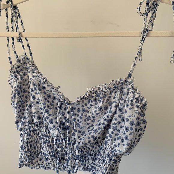 Cropped Tank - Picture 1 of 2